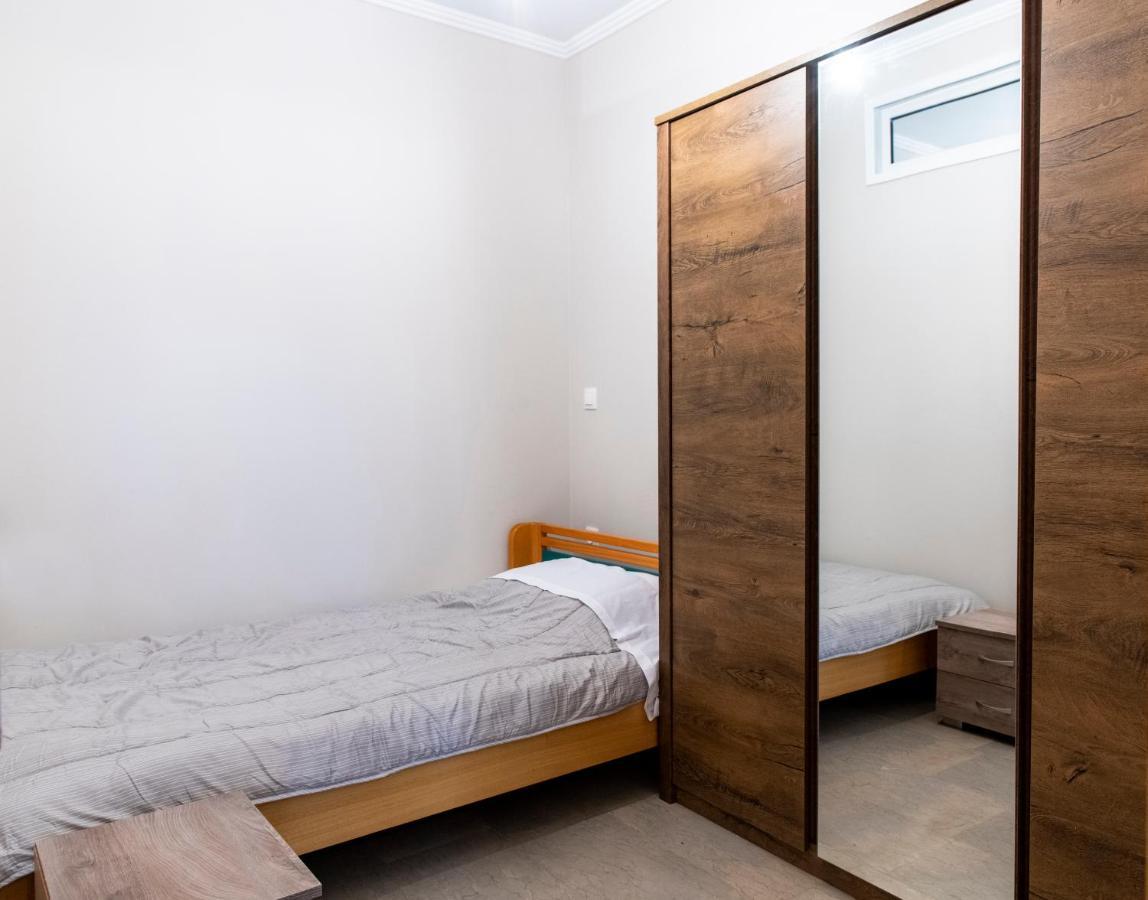 Walnut Home Apartment Near Ancient Olympia Krestena Bagian luar foto